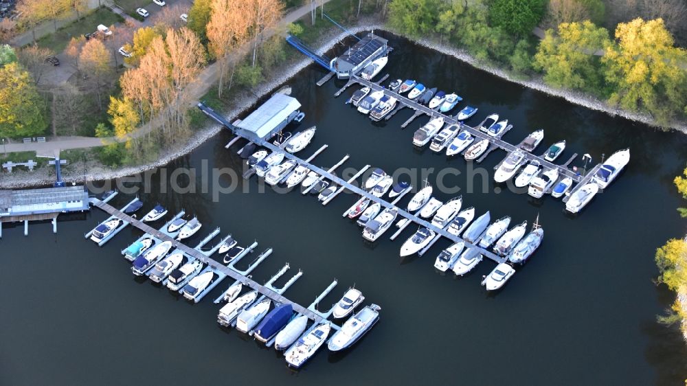 Aerial photograph Niederkassel - Marina in Niederkassel in the state North Rhine-Westphalia, Germany