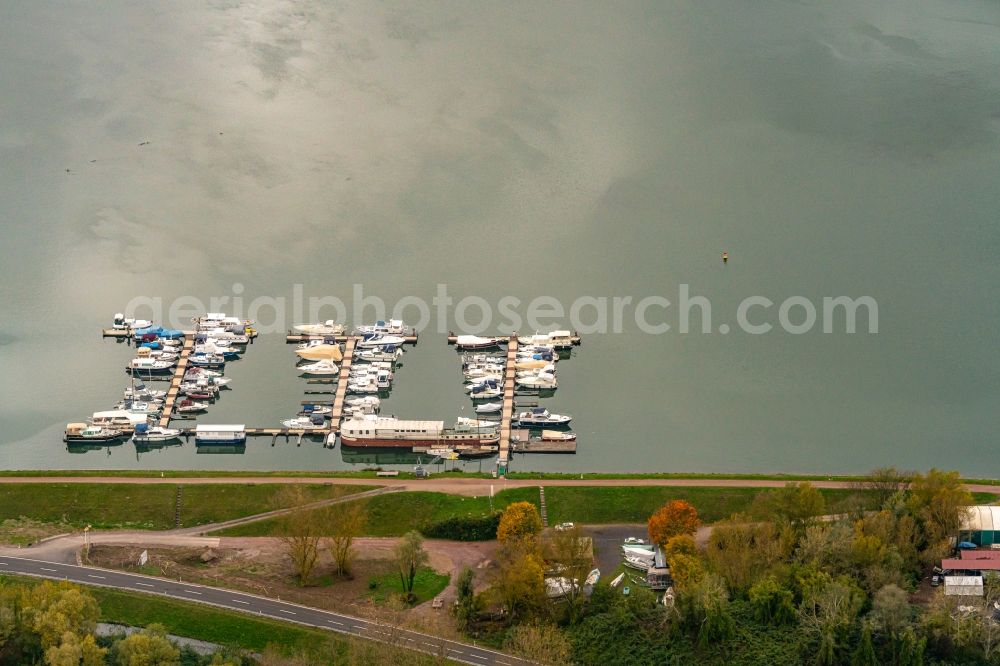 Aerial image Schwanau - Pleasure boat marina with docks and moorings on the shore area bei Nonnenweier on Rhein in Schwanau in the state Baden-Wurttemberg, Germany