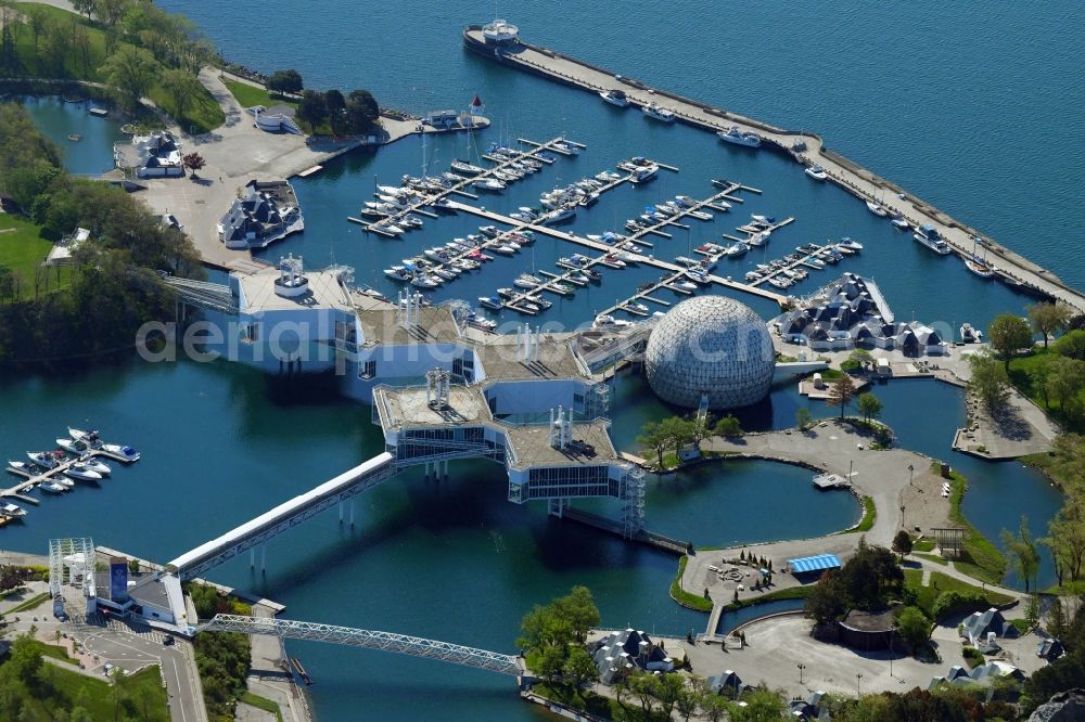 Aerial photograph Toronto - Pleasure boat marina with docks and moorings on the shore area of Ontariosee in Toronto in Ontario, Canada