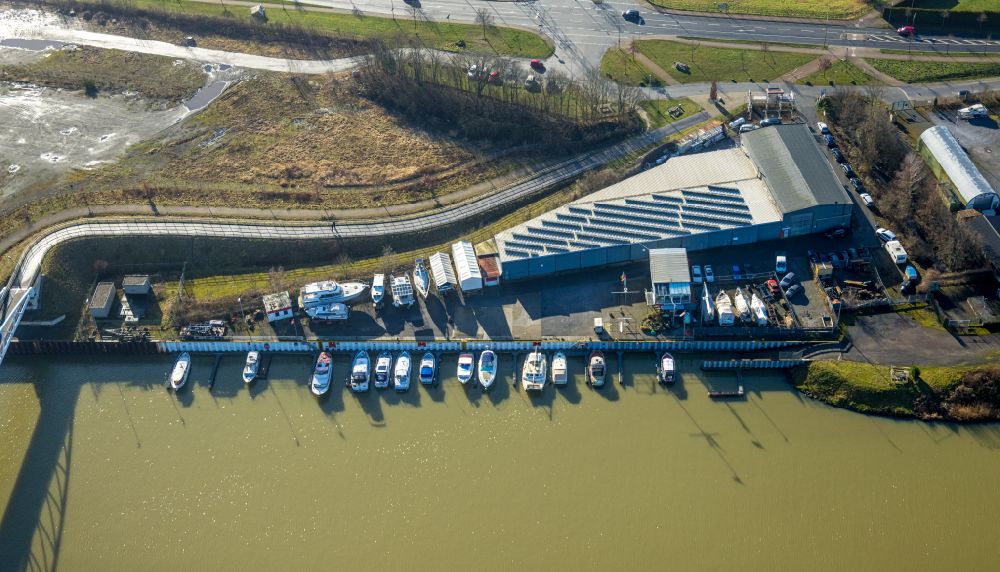 Hamm from above - Pleasure boat marina with docks and moorings on the shore area on Datteln-Hamm-Kanal with Marathonbruecke in Hamm at Ruhrgebiet in the state North Rhine-Westphalia, Germany