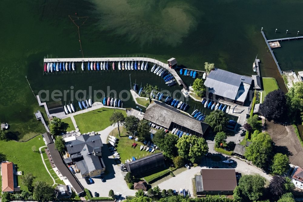 Starnberg from the bird's eye view: Pleasure boat marina with docks and moorings on the shore area of Starnberger See in the district Percha in Starnberg in the state Bavaria, Germany