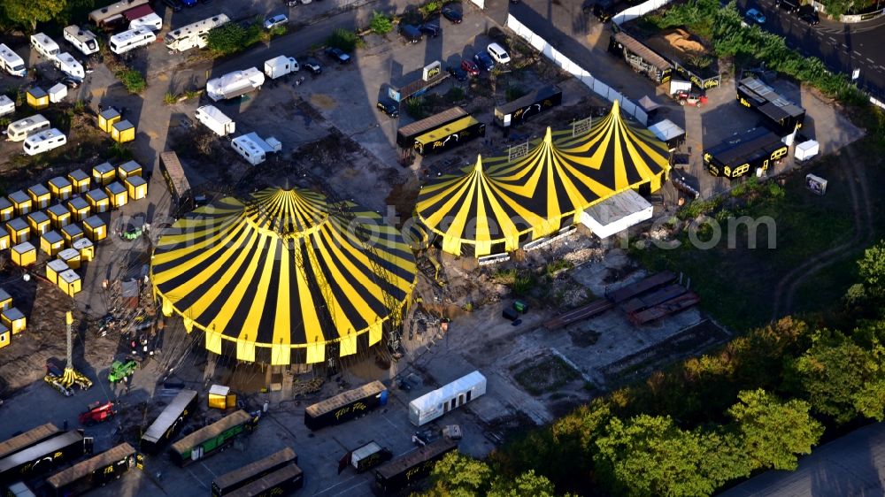 Aerial image Bonn - Tent cupolas of the circus Flic Flac in Bonn in the state of North Rhine-Westphalia, Germany