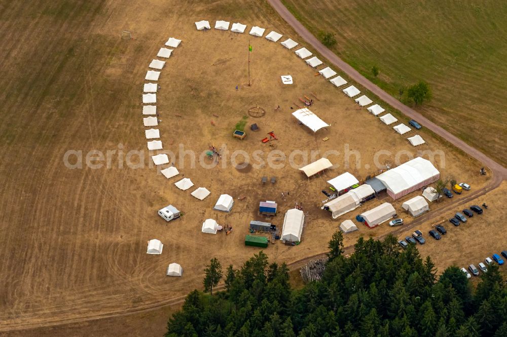 Aerial photograph Katzenmoos - Formation of pitched tents on a campsite on street Moserberg in Katzenmoos in the state Baden-Wuerttemberg, Germany