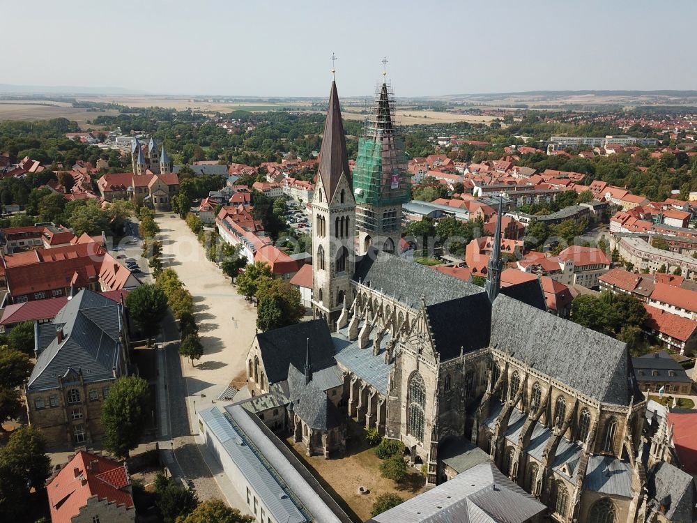Aerial image Halberstadt - Halberstadt Cathedral in the old city of Halberstadt in the state Saxony-Anhalt