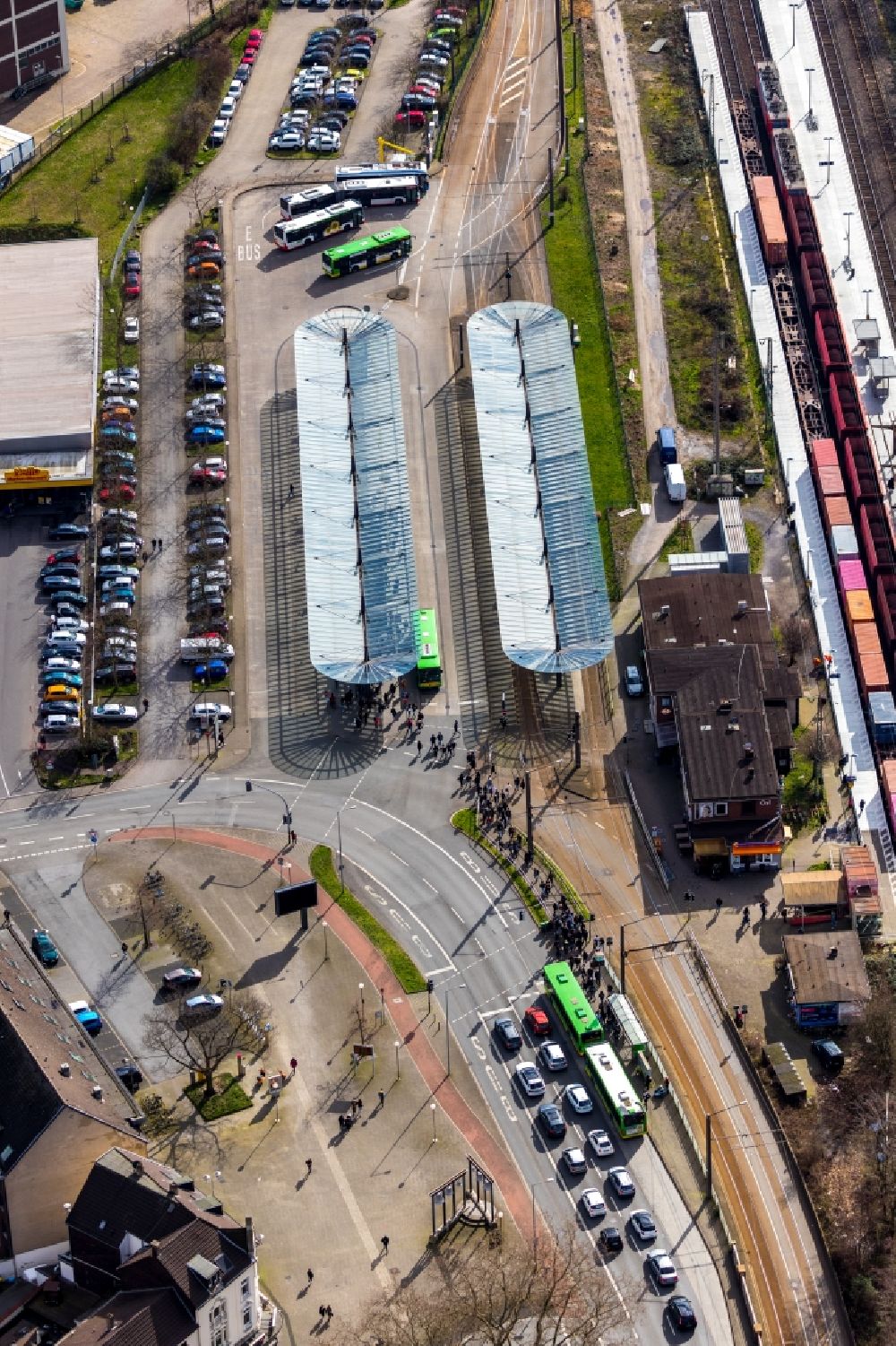 Aerial image Oberhausen - Central Bus Station for Public Transportation on Friedrichstrasse in the district Sterkrade-Nord in Oberhausen in the state North Rhine-Westphalia, Germany