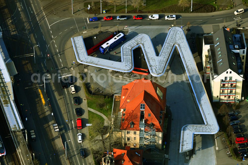 Jena from the bird's eye view: Central Bus Station for Public Transportation on street Grietgasse - Knebelstrasse in Jena in the state Thuringia, Germany