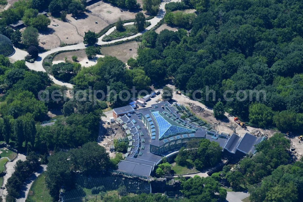 Aerial photograph Berlin - Zoo grounds at the Alfred Brehm House in Tierpark in the district of Friedrichsfelde in Berlin, Germany