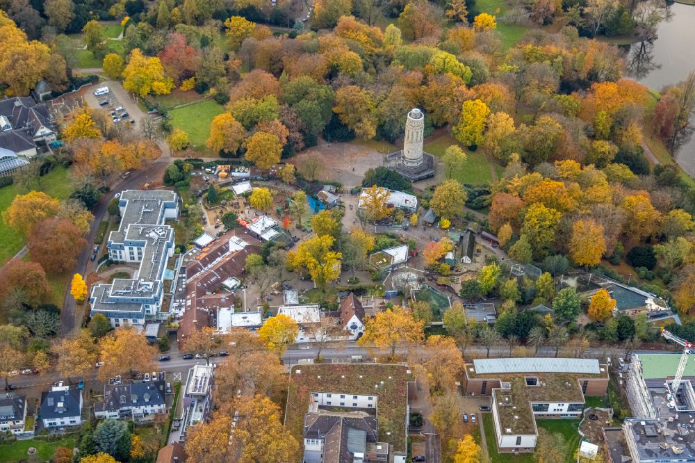 Aerial photograph Bochum - zoo grounds Tierpark + Fossilium Bochum on street Klinikstrasse in the district Innenstadt in Bochum at Ruhrgebiet in the state North Rhine-Westphalia, Germany