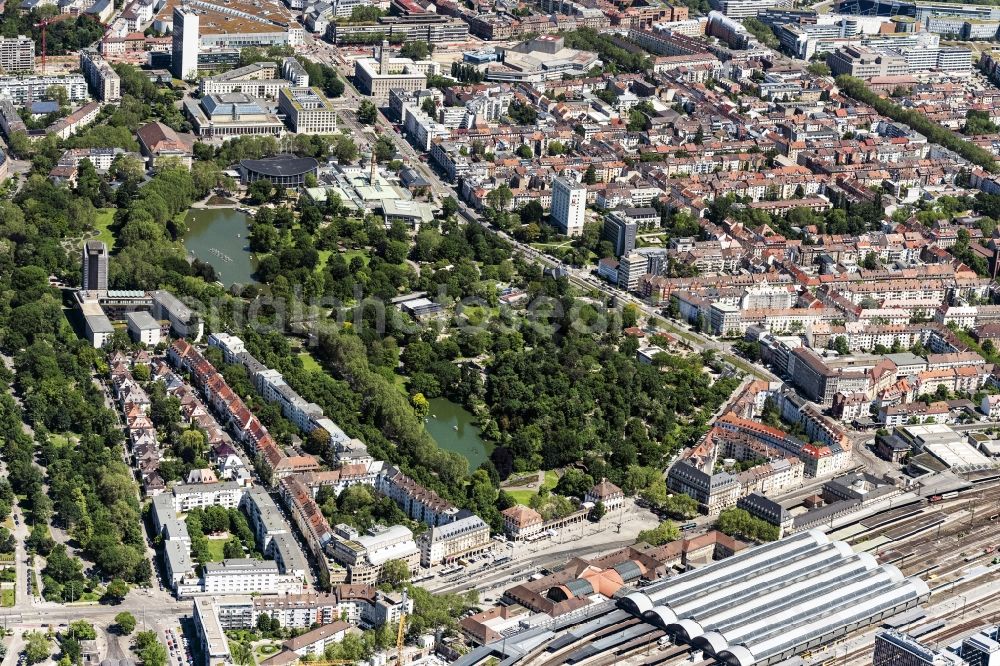 Aerial image Karlsruhe - Zoo grounds Zoologischer Stadtgarten in the district Suedweststadt in Karlsruhe in the state Baden-Wuerttemberg, Germany