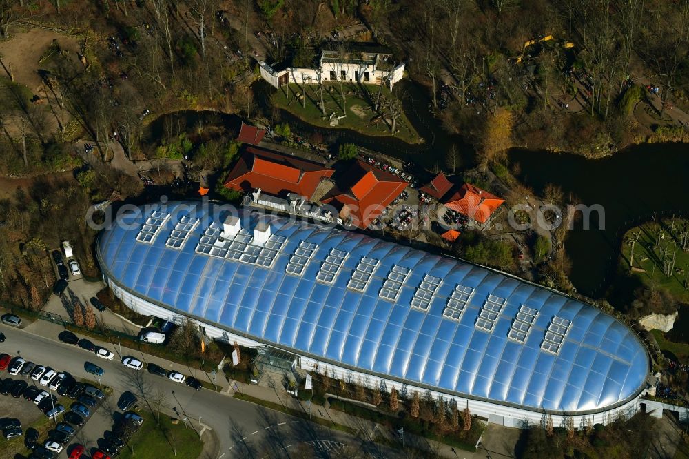 Gelsenkirchen from the bird's eye view: Zoo grounds of ZOOM Erlebniswelt on Asienhalle in the district Bismarck in Gelsenkirchen in the state North Rhine-Westphalia, Germany