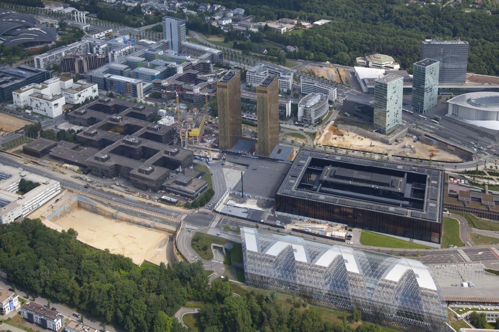 Aerial photograph Luxembourg Luxemburg - View of the twintowers and (in front of them) the building of the European Court of Justice (ECJ) in the Kirchberg district of the city of Luxembourg. The European Court of Justice (ECJ), the official court of the European Communities, is the legal body of the European Union