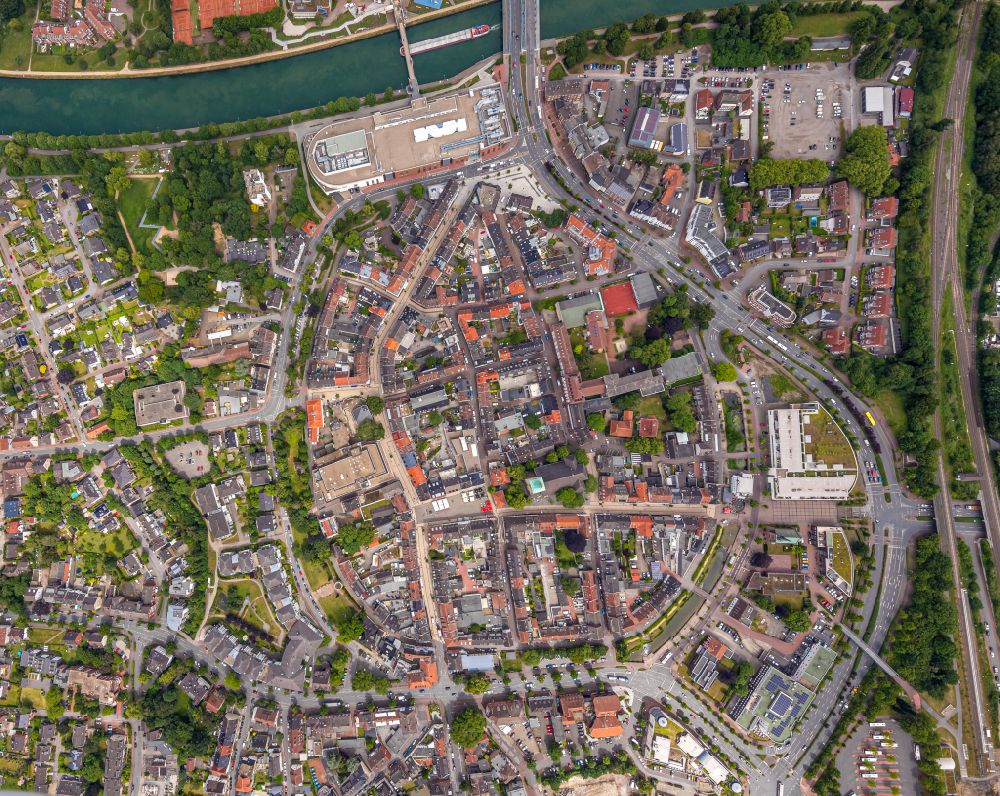 Vertical aerial photograph Dorsten - Vertical aerial view from the satellite perspective of the old Town area and city center in Dorsten at Ruhrgebiet in the state North Rhine-Westphalia, Germany