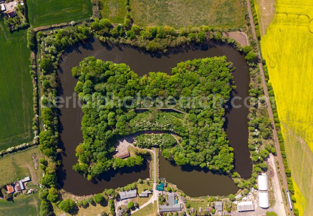 Vertical aerial photograph Küstriner Vorland - Vertical aerial view from the satellite perspective of the fragments of the fortress Fort Gorgast in Kuestriner Vorland in the state Brandenburg, Germany