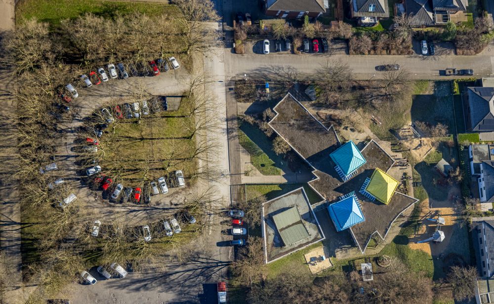 Vertical aerial photograph Lünen - Vertical aerial view from the satellite perspective of the building the KITA day nursery on street Rudolph-Nagell-Strasse in Luenen at Ruhrgebiet in the state North Rhine-Westphalia, Germany