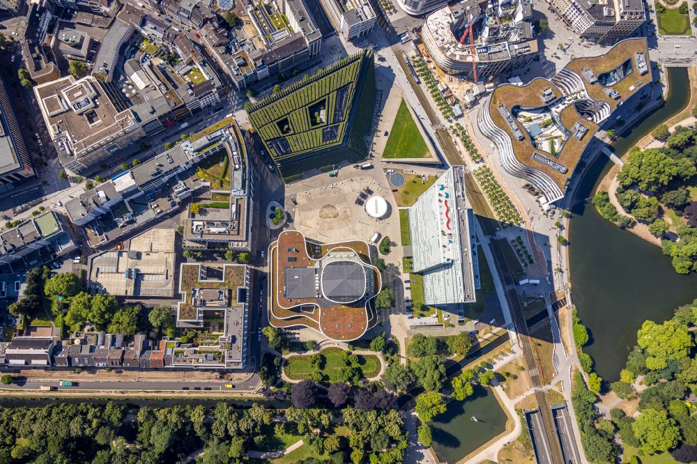 Vertical aerial photograph Düsseldorf - Vertical aerial view from the satellite perspective of the building of the concert hall and theater playhouse in Duesseldorf at Ruhrgebiet in the state North Rhine-Westphalia, Germany