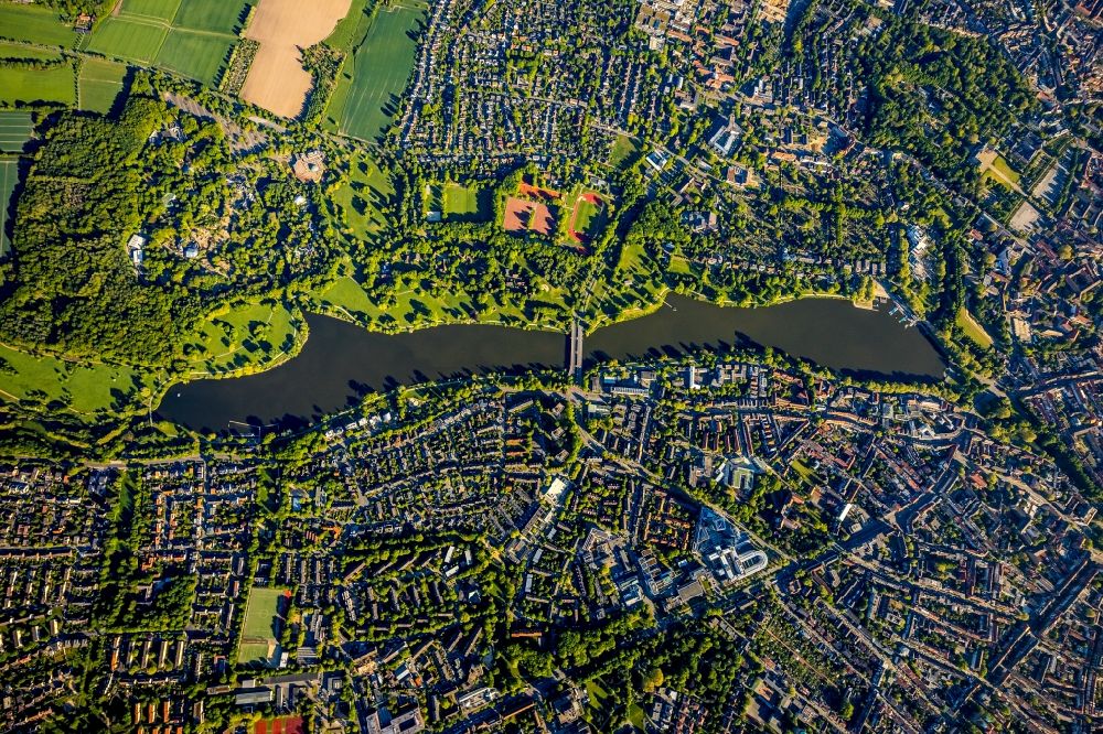 Vertical aerial photograph Münster - Vertical aerial view from the satellite perspective of the city view of the downtown area on the shore areas Aasee in the district Pluggendorf in Muenster in the state North Rhine-Westphalia, Germany