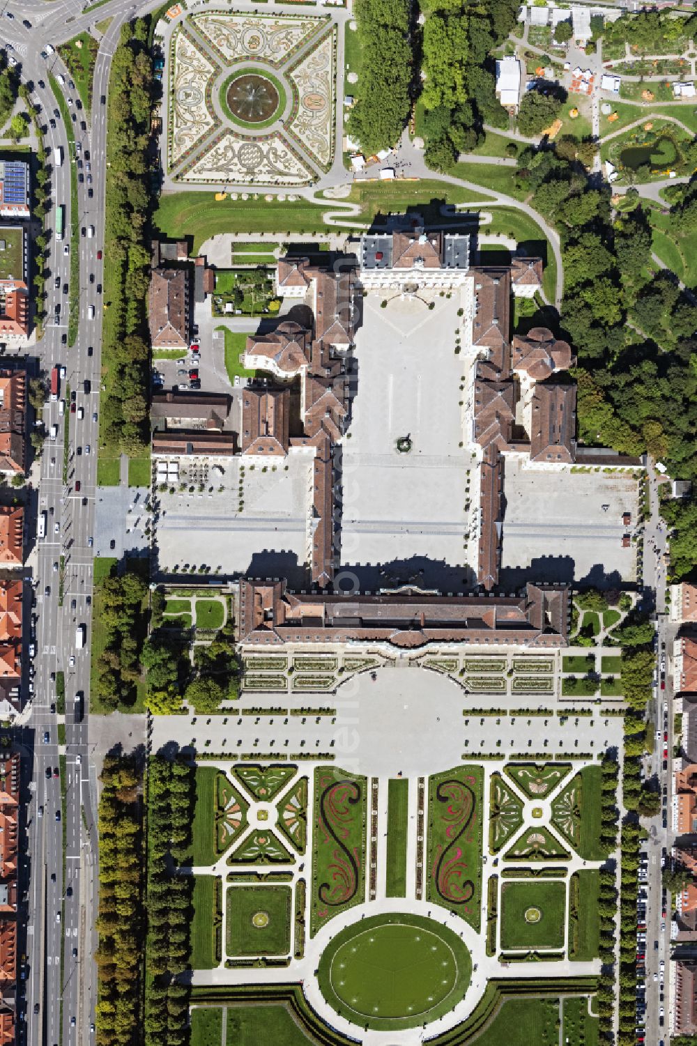 Vertical aerial photograph Ludwigsburg - Vertical aerial view from the satellite perspective of the palace in Ludwigsburg in the state Baden-Wurttemberg, Germany