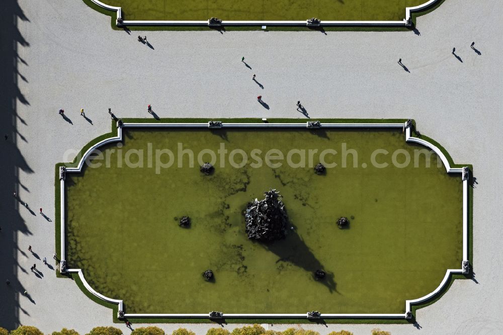 Vertical aerial photograph Chiemsee - Vertical aerial view from the satellite perspective of the building complex in the park of the castle Park von Herrenchiemsee in Chiemsee in the state Bavaria, Germany
