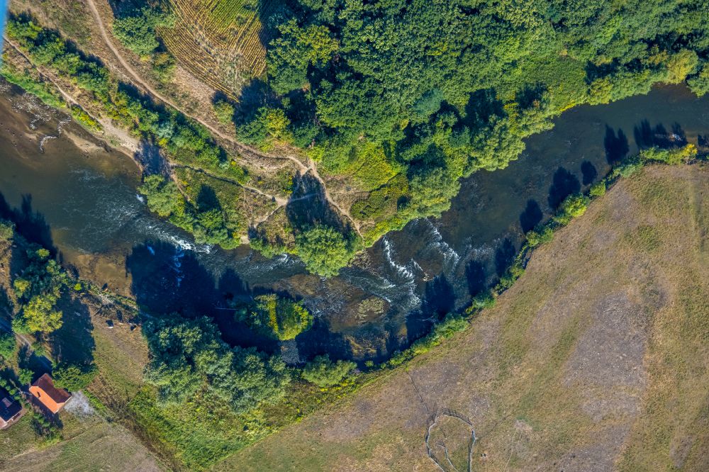 Vertical aerial photograph Datteln - Vertical aerial view from the satellite perspective of the meandering, serpentine curve of river of Lippe in Olfen in the state North Rhine-Westphalia, Germany