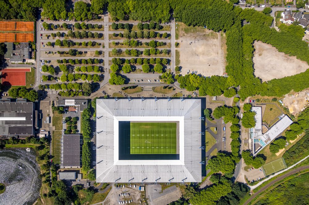 Vertical aerial photograph Duisburg - Vertical aerial view from the satellite perspective of the wedau Sports Park with the MSV-Arena in the district Neudorf-Sued in Duisburg at Ruhrgebiet in North Rhine-Westphalia